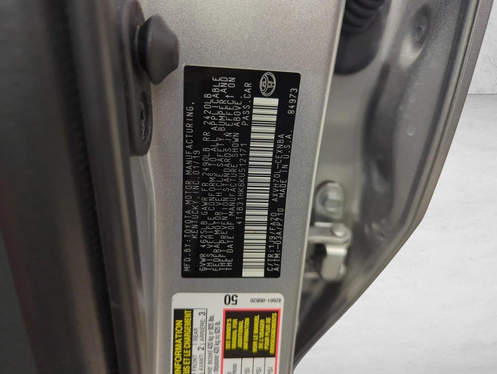 2019 Toyota Camry Hybrid LE CVT (Natl)