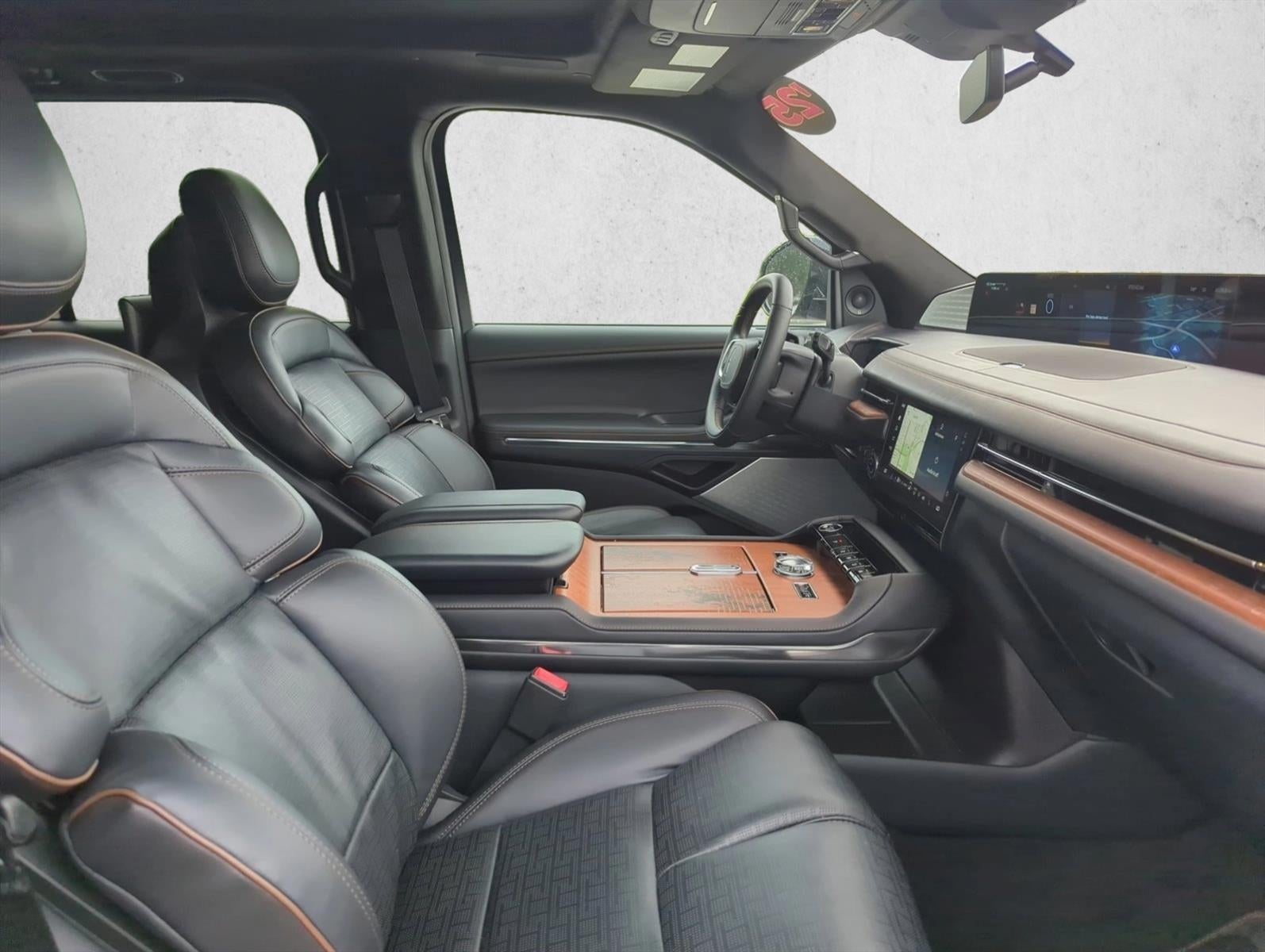 2025 Lincoln Navigator L Black Label 4x4