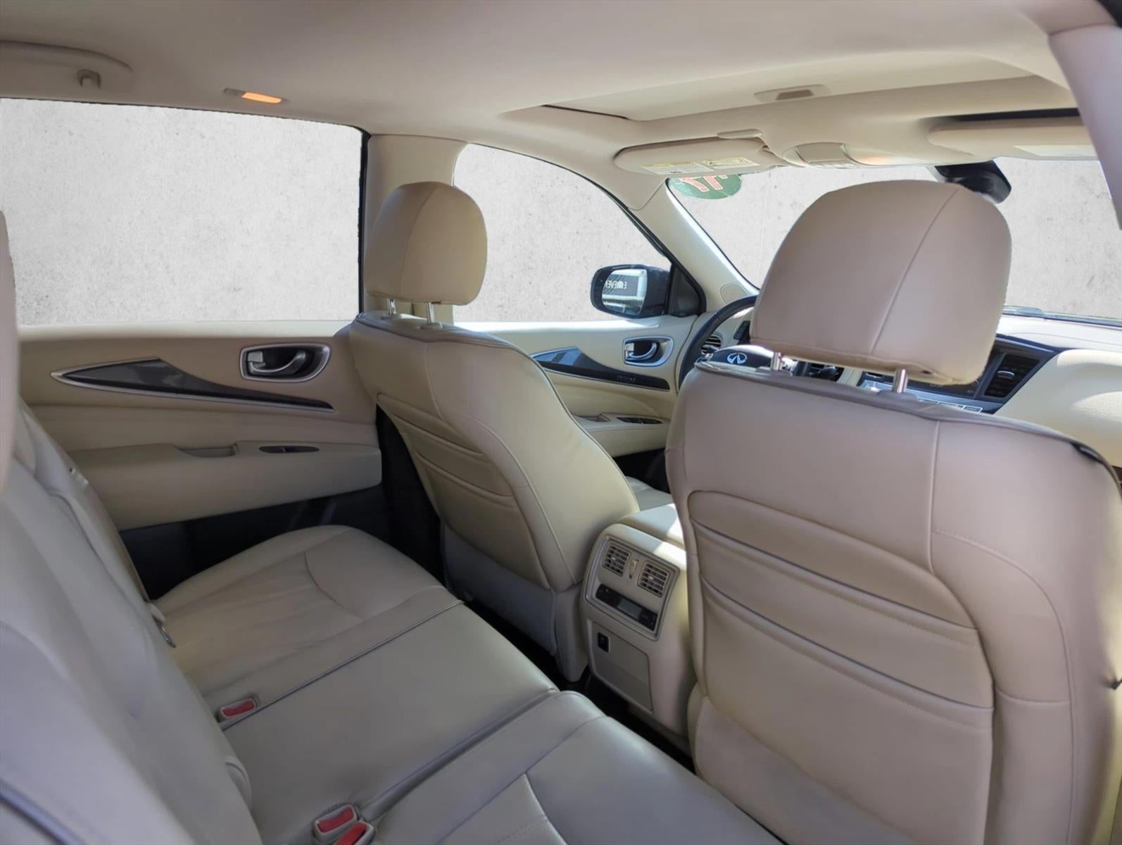 2017 INFINITI QX60 FWD