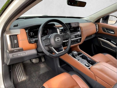 2023 Nissan Pathfinder Platinum 4WD