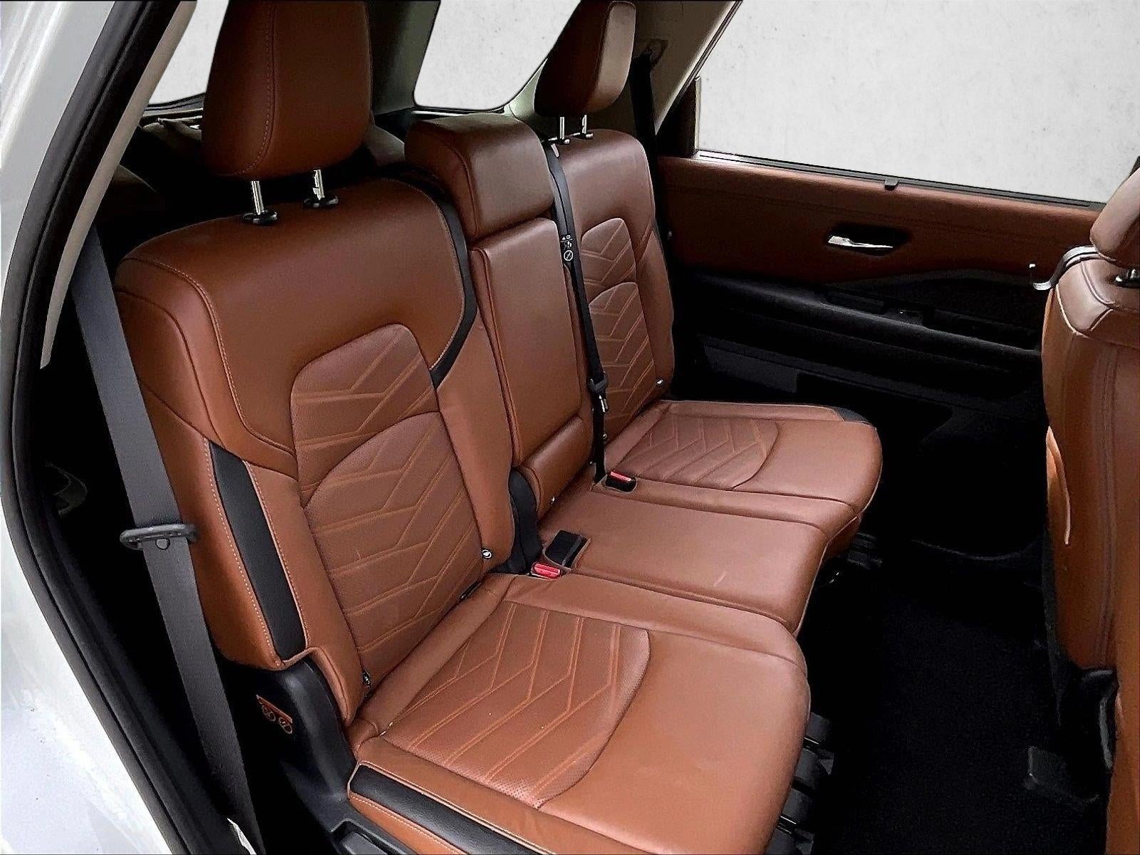 2023 Nissan Pathfinder Platinum 4WD