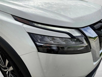 2023 Nissan Pathfinder Platinum 4WD