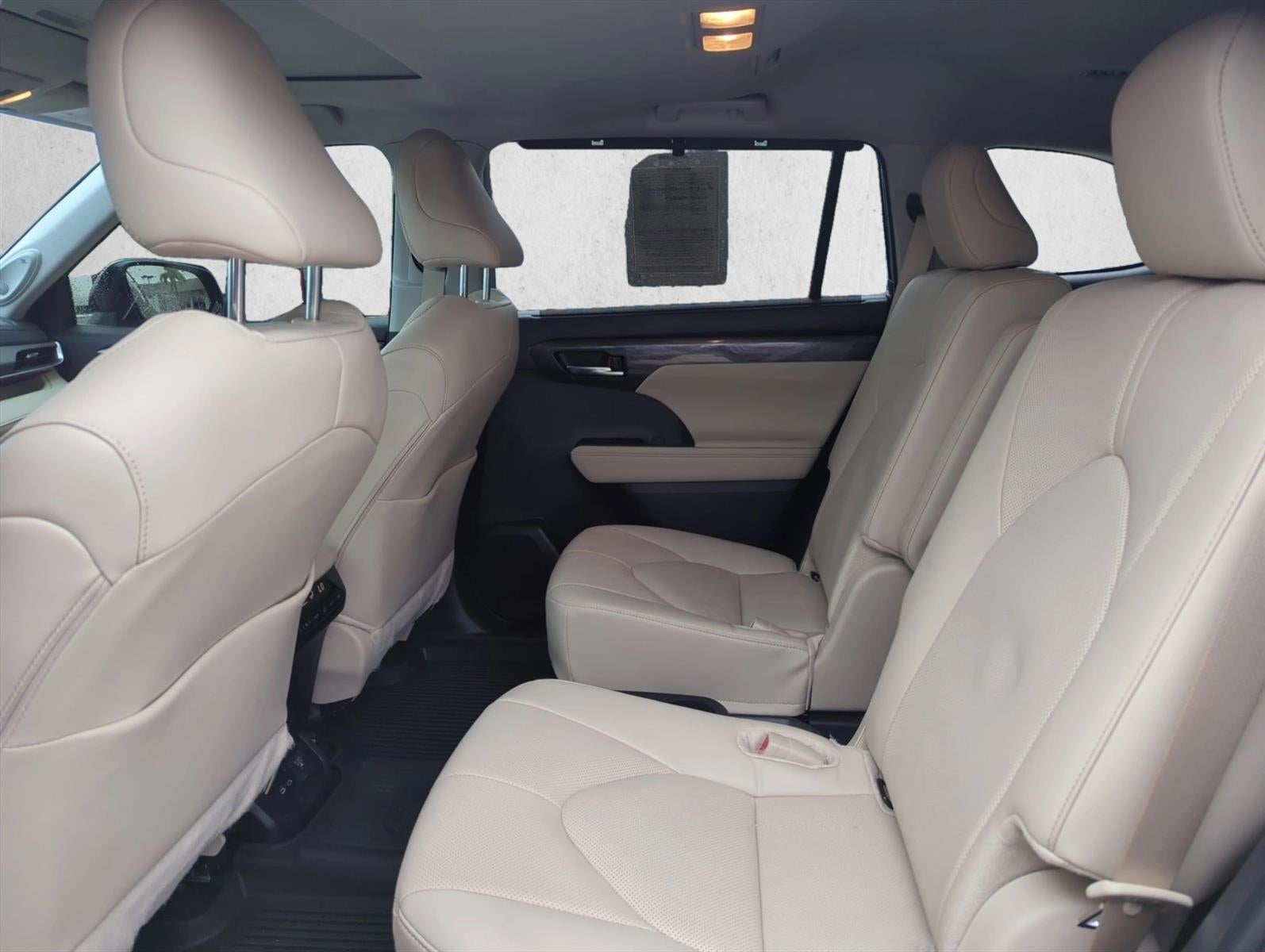 2024 Toyota Highlander Hybrid Limited AWD (Natl)