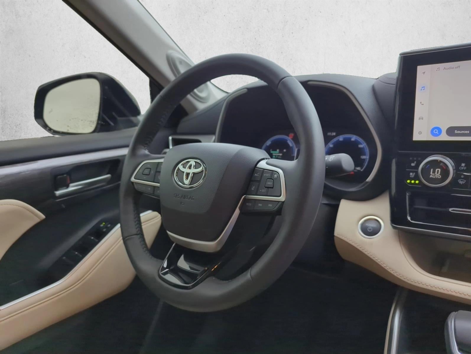 2024 Toyota Highlander Hybrid Limited AWD (Natl)