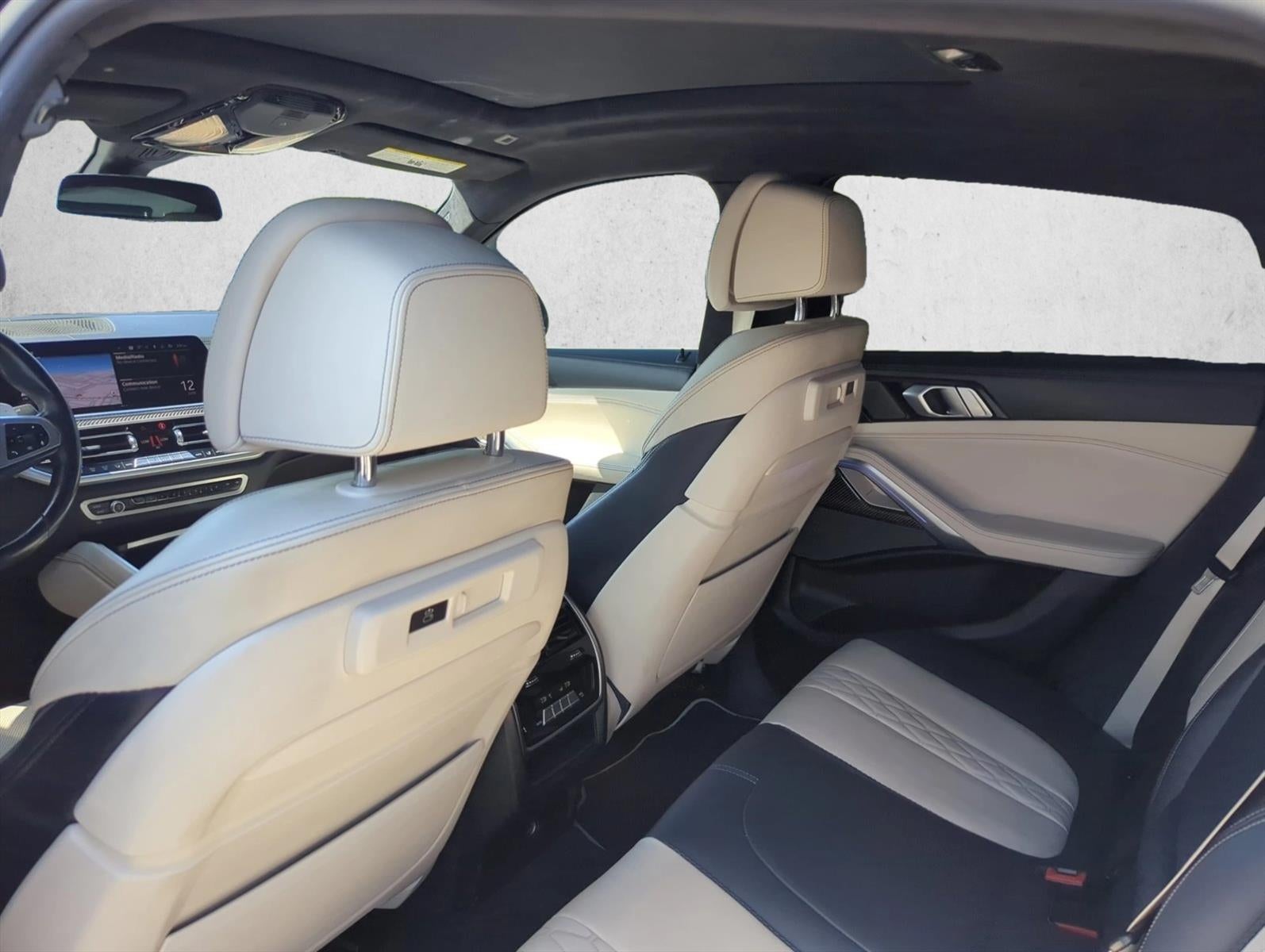 2021 BMW X6 M50i Sports Activity Coupe