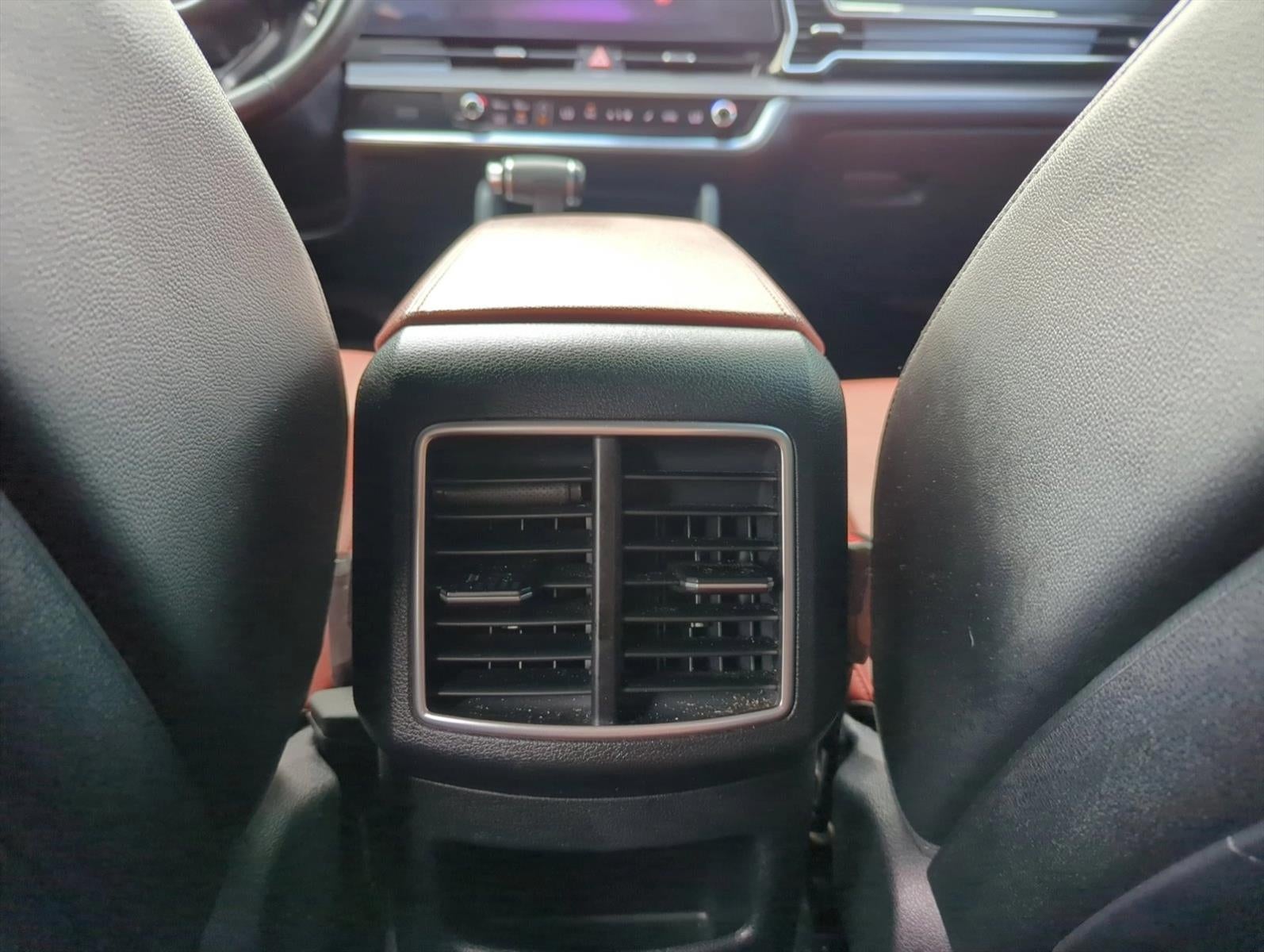 2025 Kia Sportage SX FWD