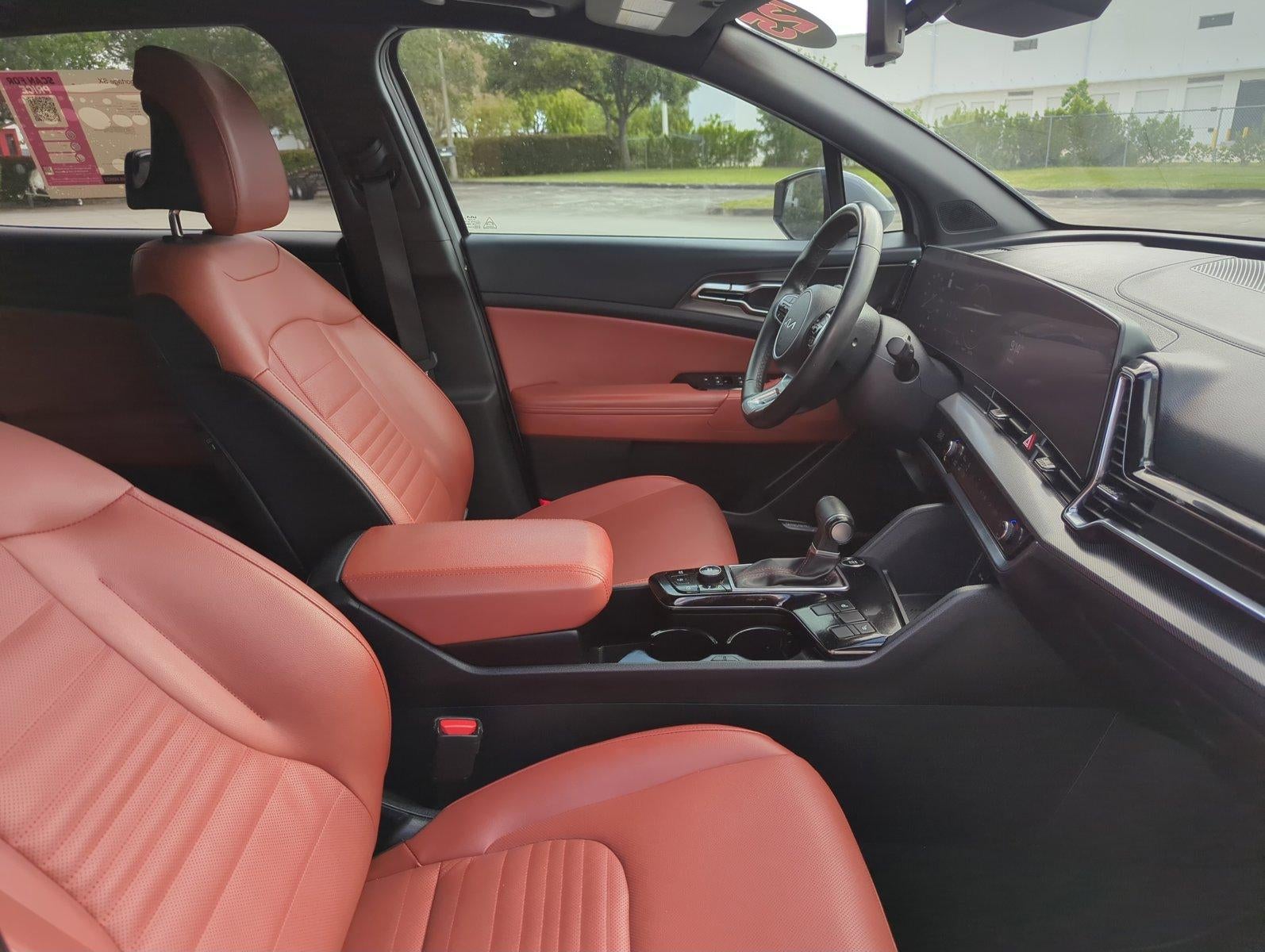 2025 Kia Sportage SX FWD