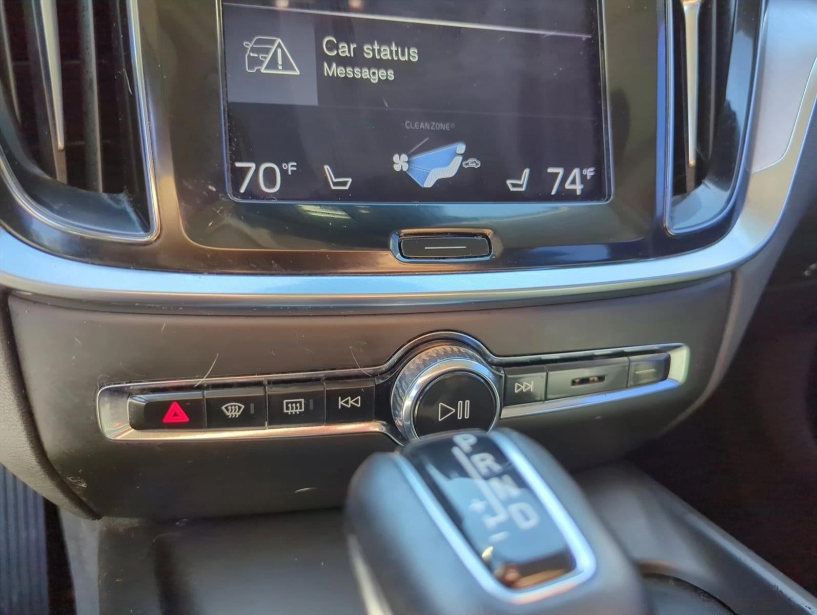 2020 Volvo S60 T6 AWD Momentum