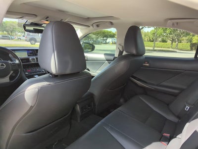 2017 Lexus IS 300 AWD