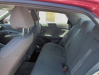 2024 Hyundai ELANTRA SEL IVT