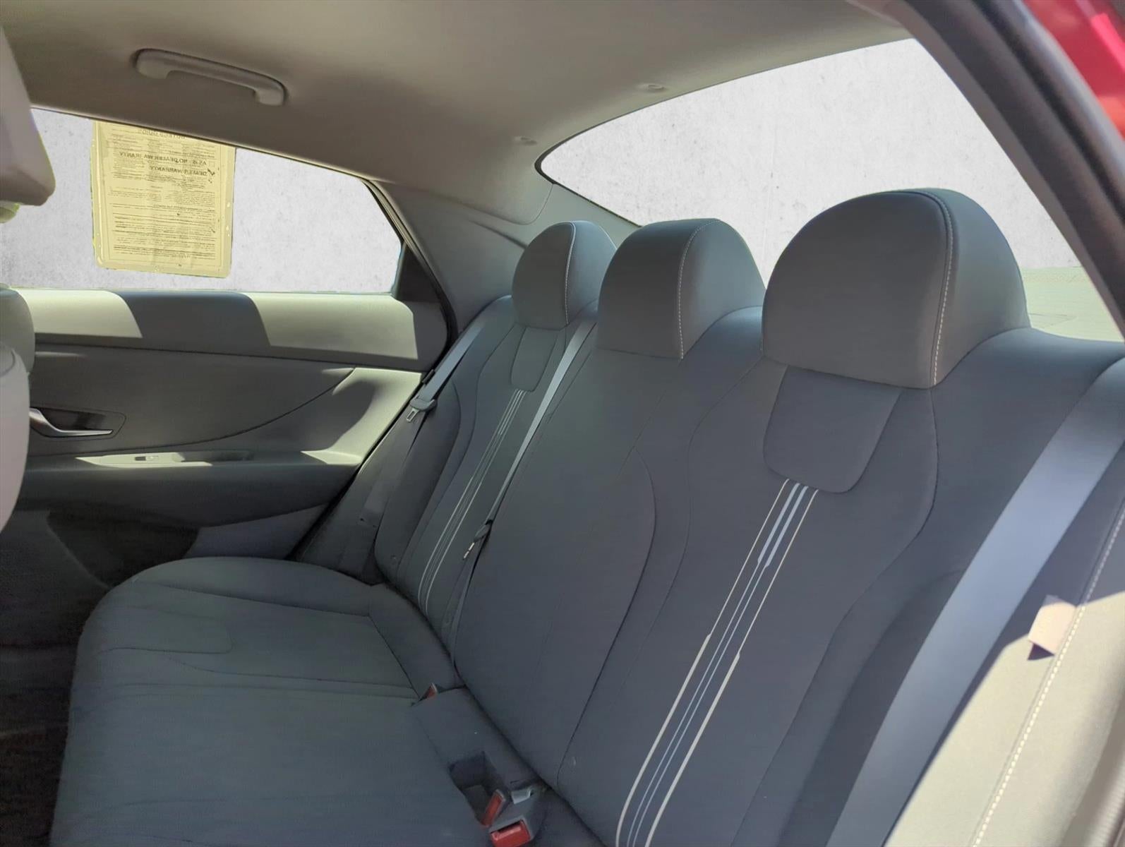 2024 Hyundai ELANTRA SEL IVT