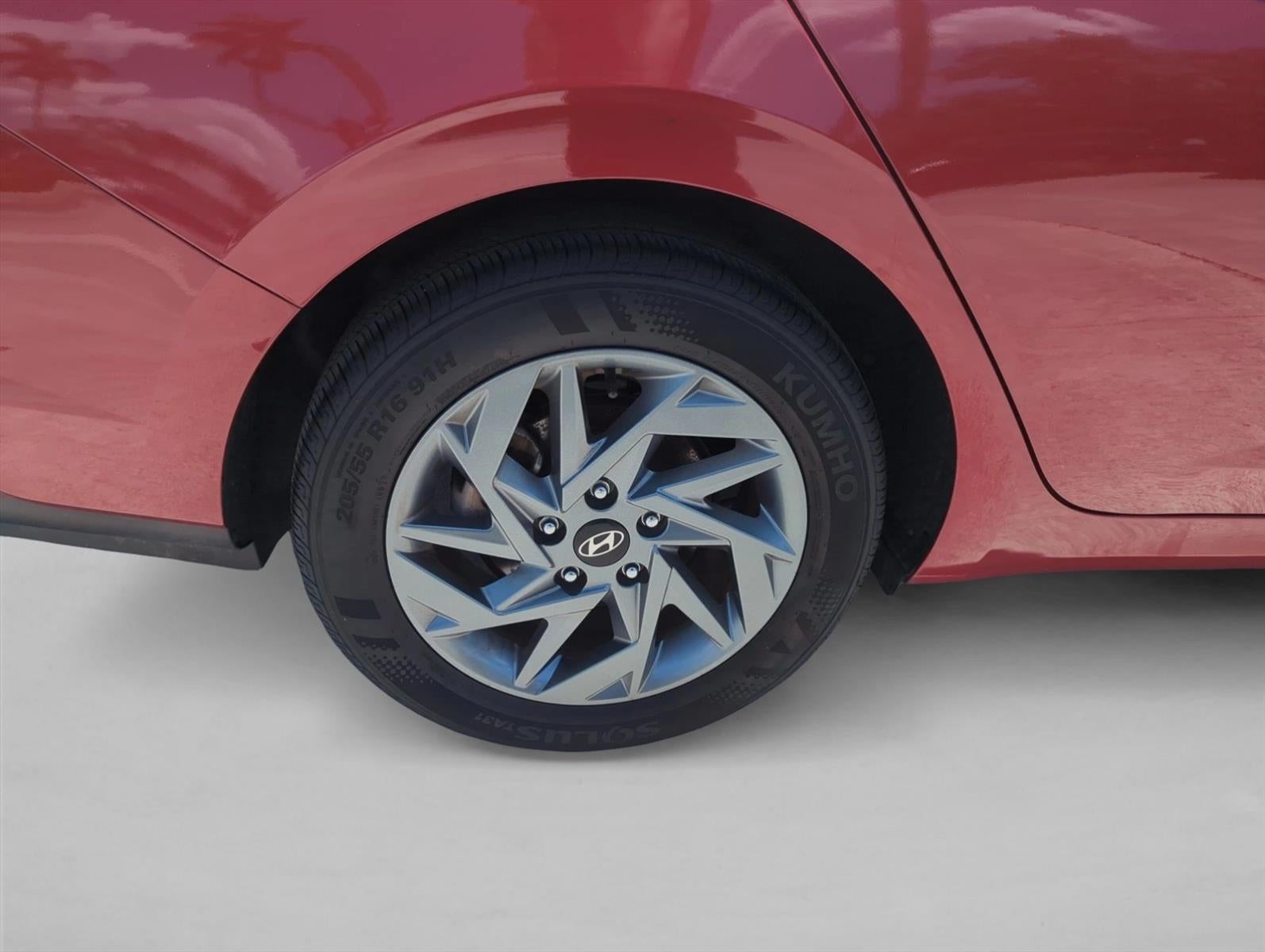 2024 Hyundai ELANTRA SEL IVT