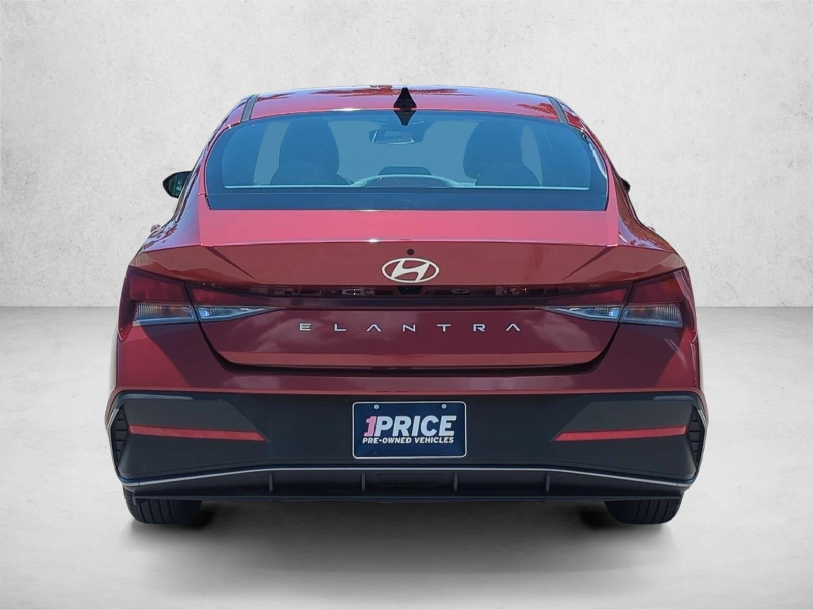 2024 Hyundai ELANTRA SEL IVT