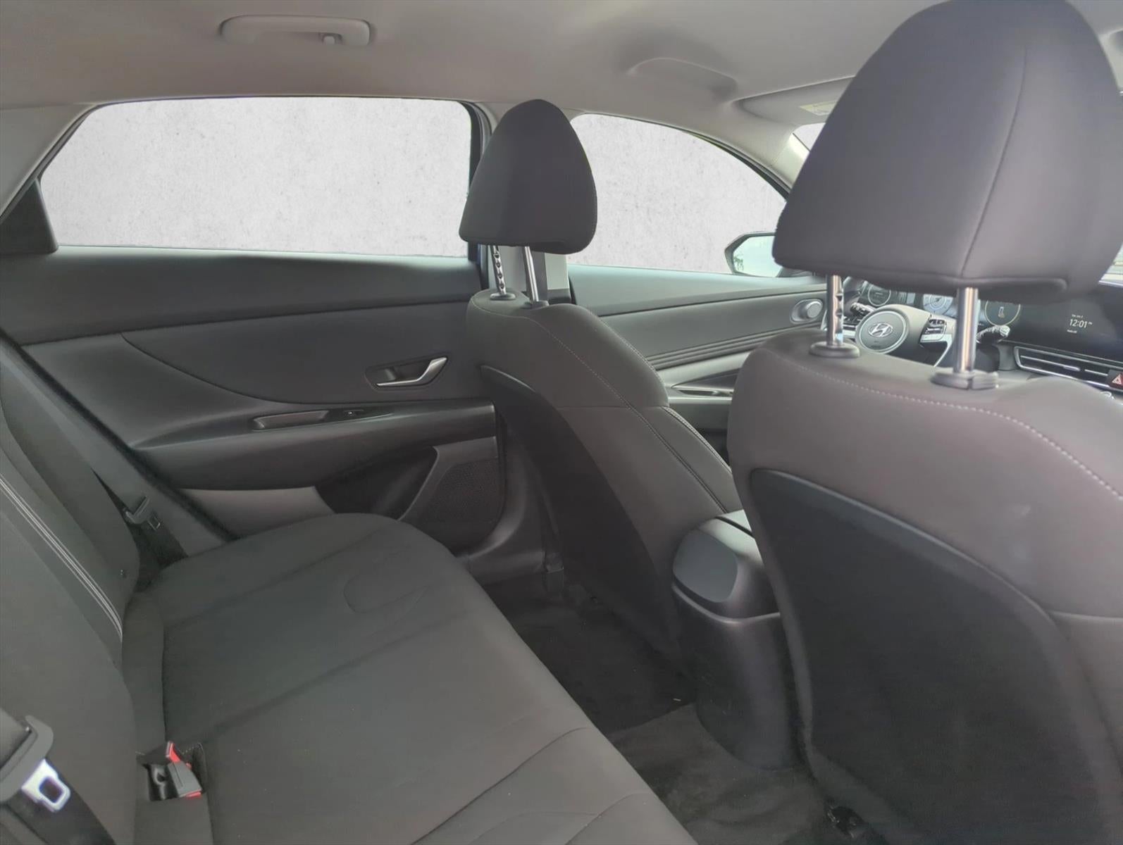 2023 Hyundai ELANTRA SEL IVT Convenience