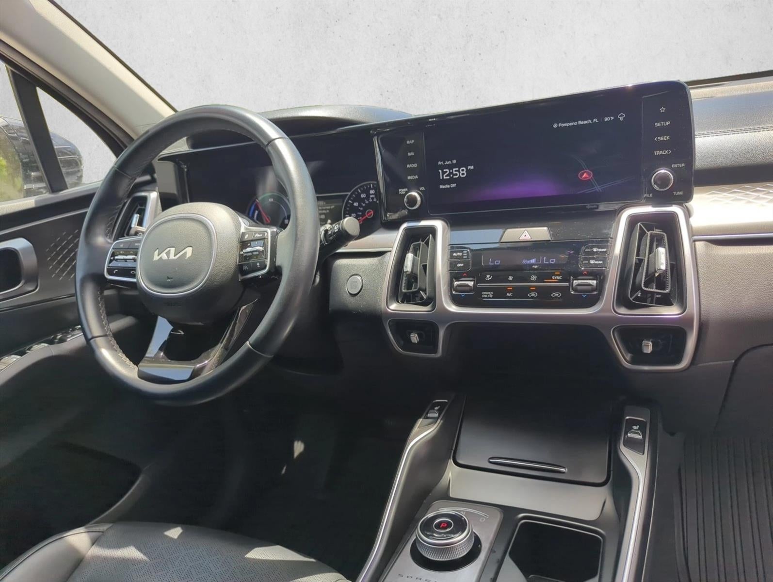 2024 Kia Sorento Hybrid EX AWD