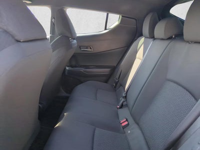 2019 Toyota C-HR LE FWD (Natl)