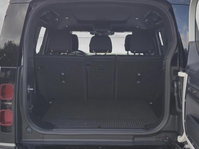 2024 Land Rover Defender 110 P400 X-Dynamic SE
