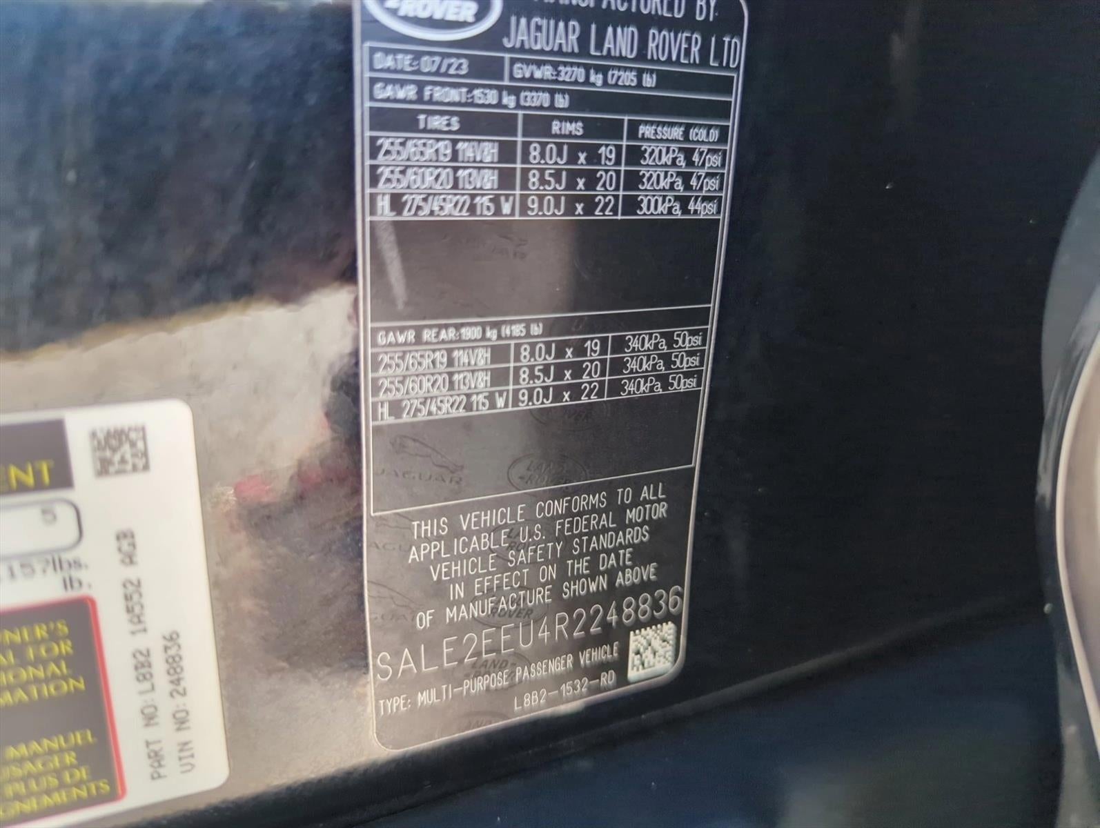 2024 Land Rover Defender 110 P400 X-Dynamic SE