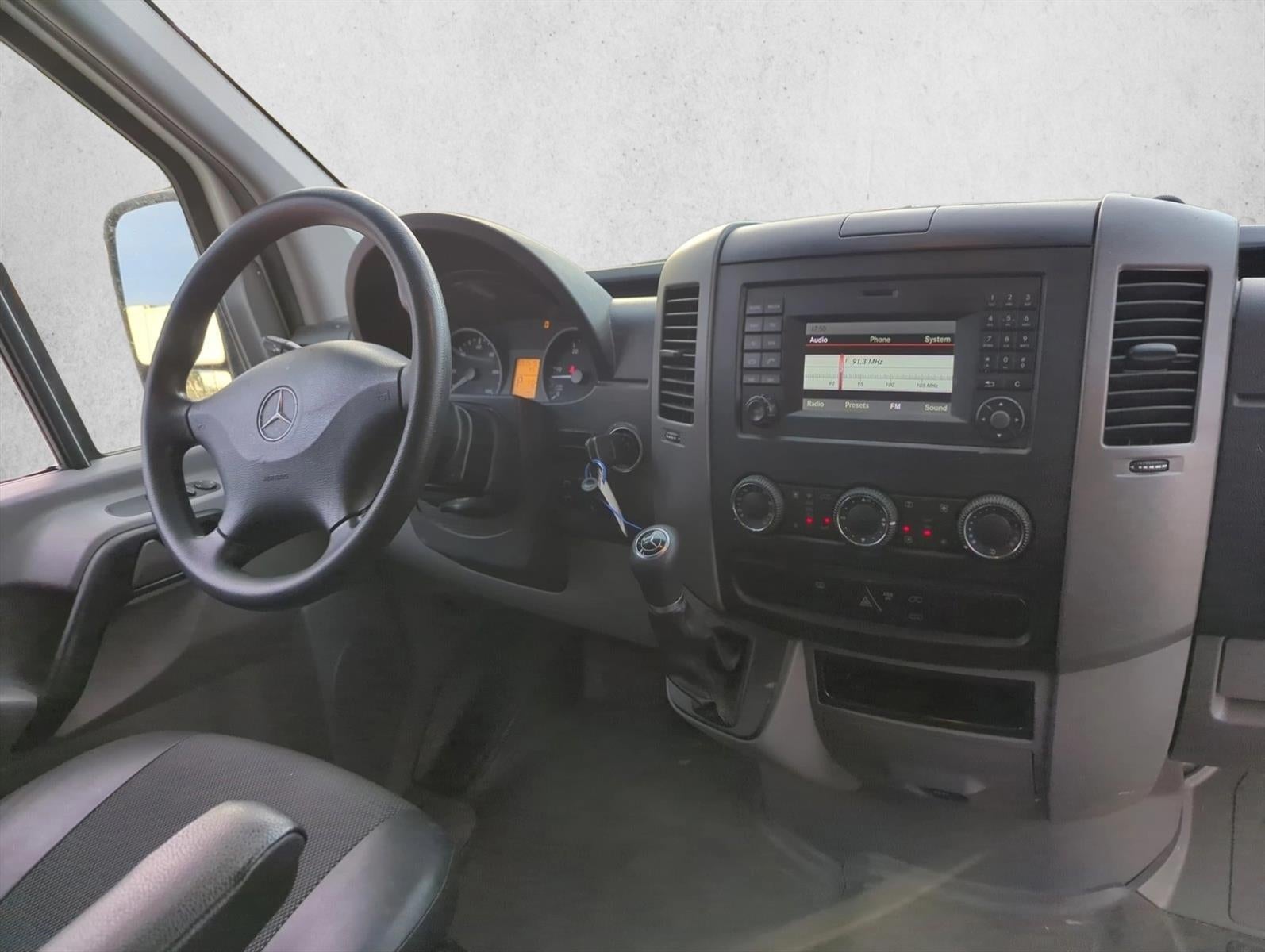 2018 Mercedes-Benz Sprinter Passenger Van 2500 High Roof V6 170" RWD