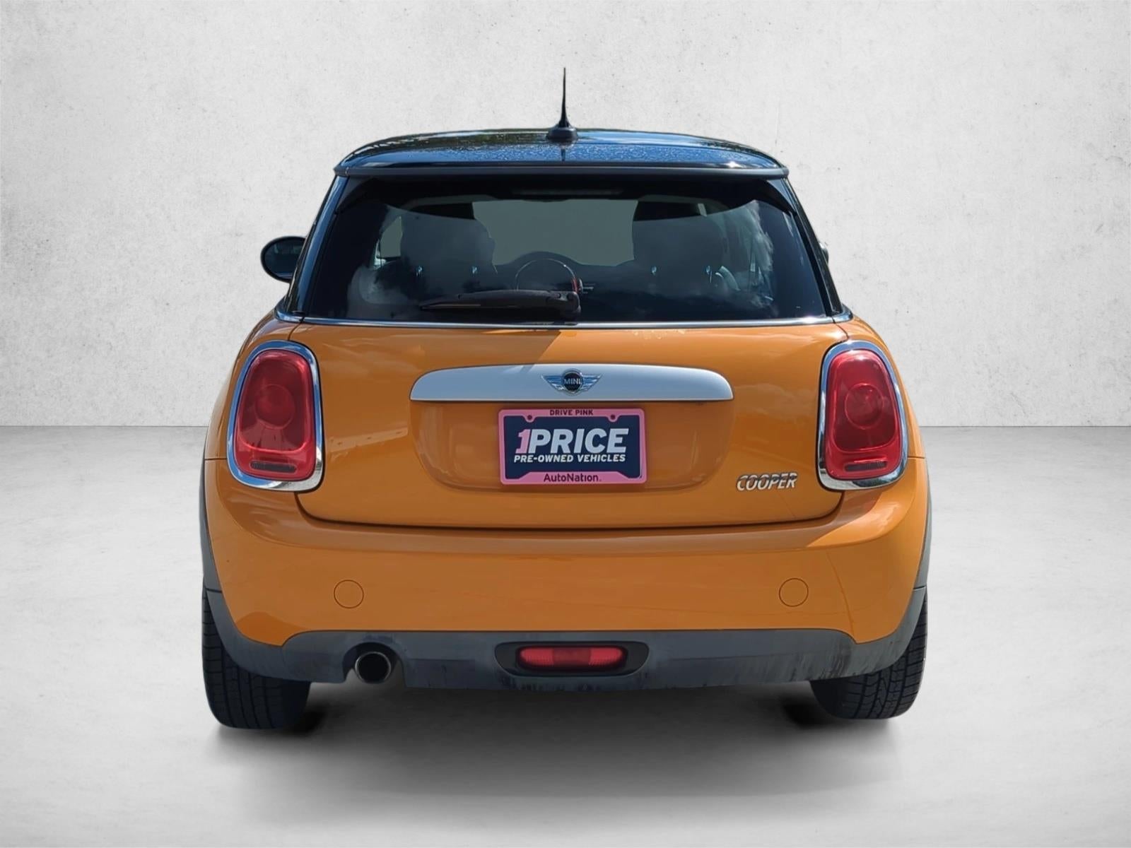 2015 MINI Cooper Hardtop 2 Door Base