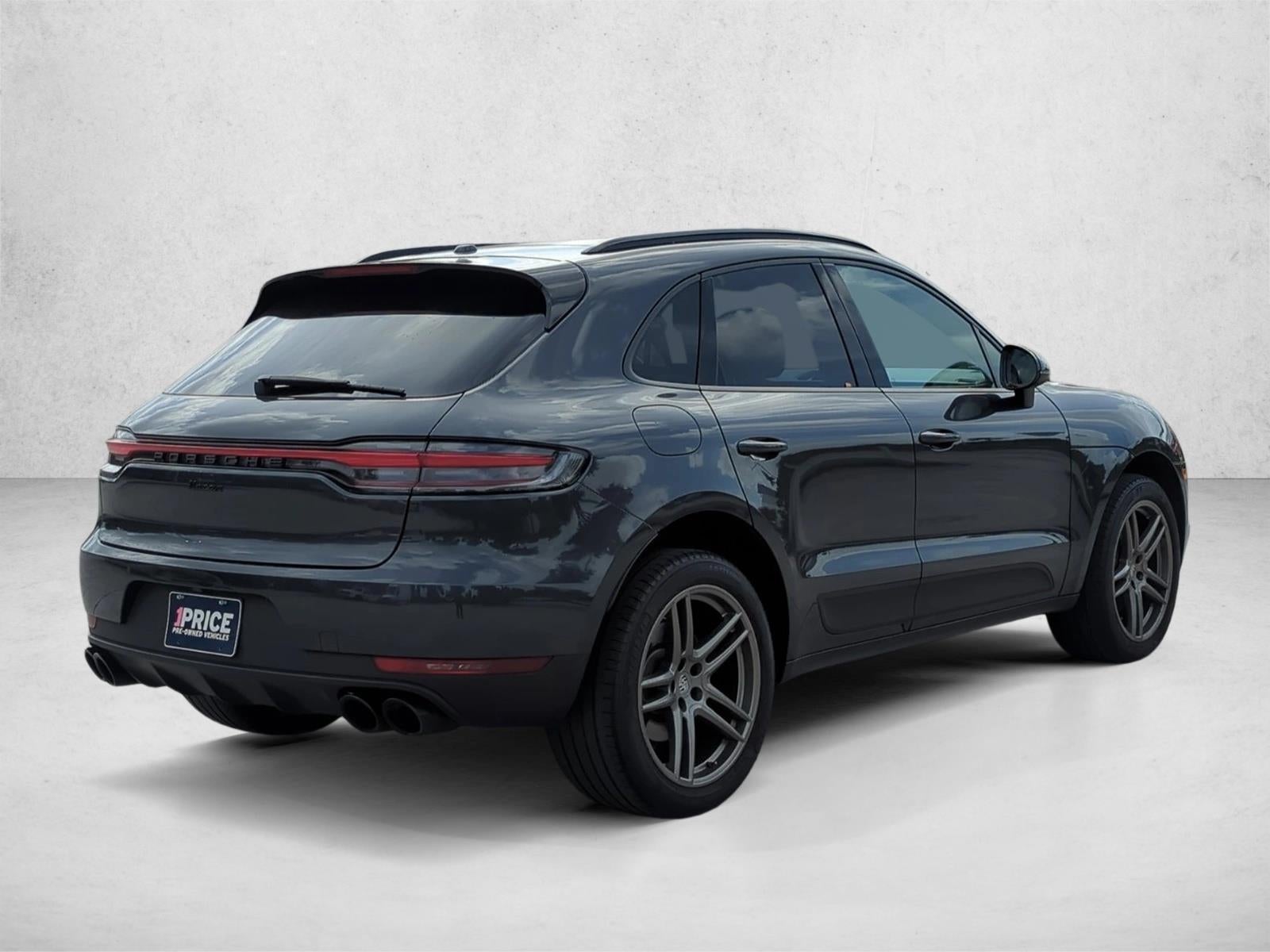 2021 Porsche Macan AWD