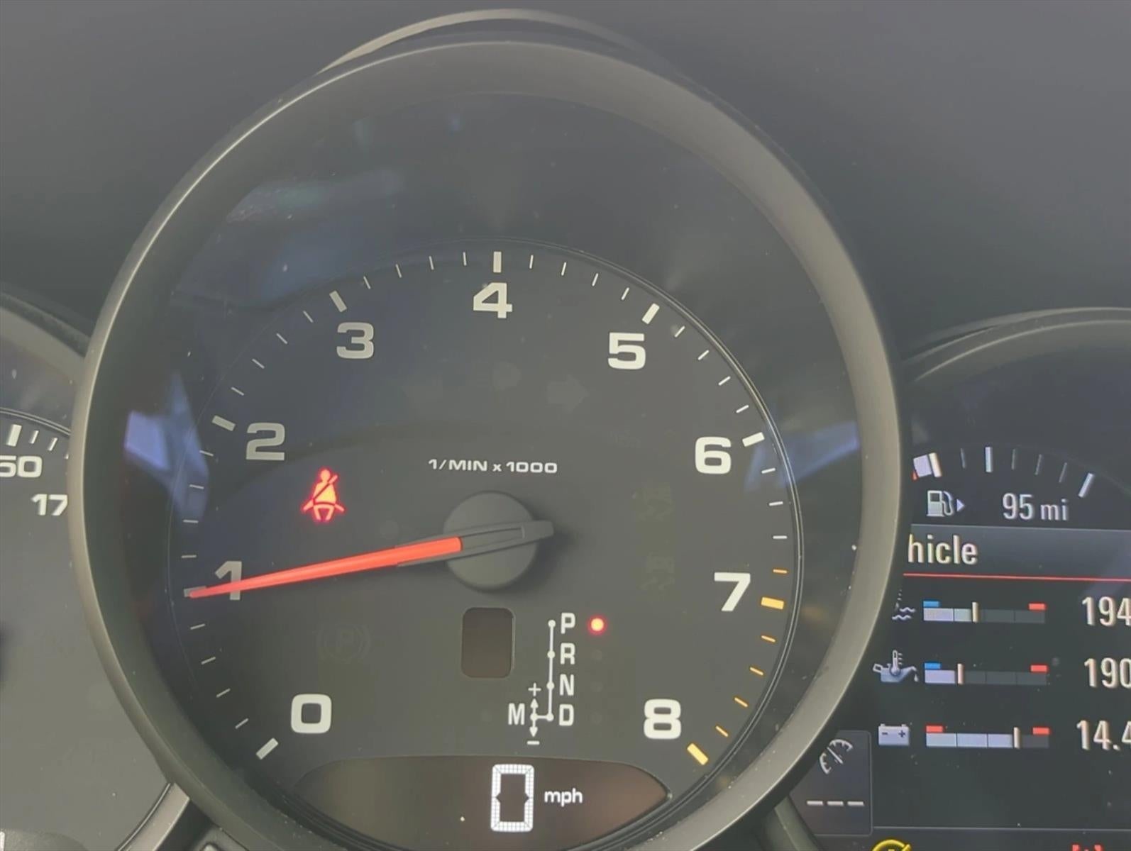 2021 Porsche Macan AWD