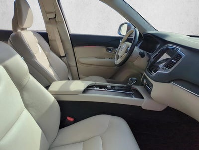 2020 Volvo XC90 T5 FWD Momentum 7 Passenger