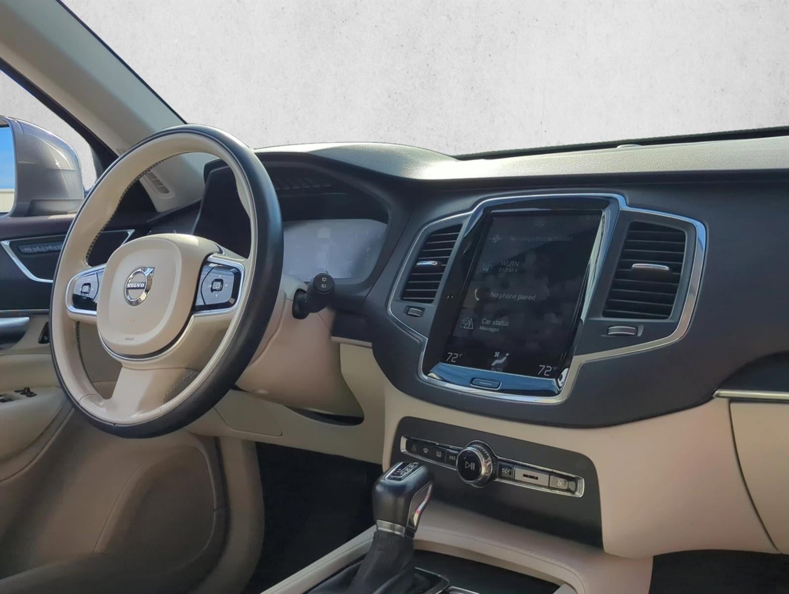 2020 Volvo XC90 T5 FWD Momentum 7 Passenger