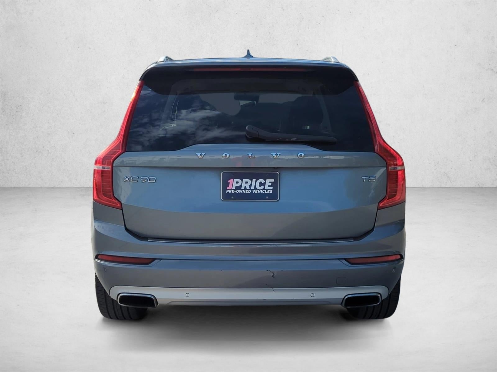 2020 Volvo XC90 T5 FWD Momentum 7 Passenger