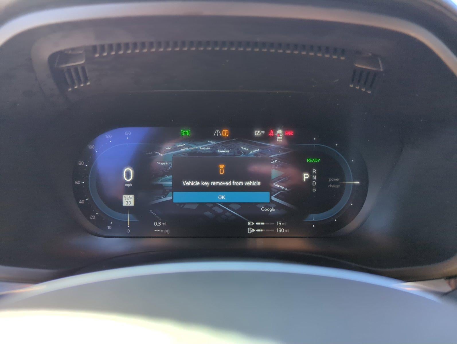 2024 Volvo XC60 Recharge Plug-In Hybrid T8 eAWD PHEV Ultimate Dark Theme