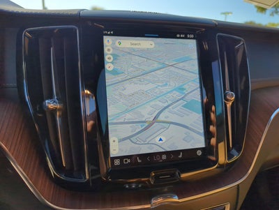 2024 Volvo XC60 Recharge Plug-In Hybrid T8 eAWD PHEV Ultimate Dark Theme