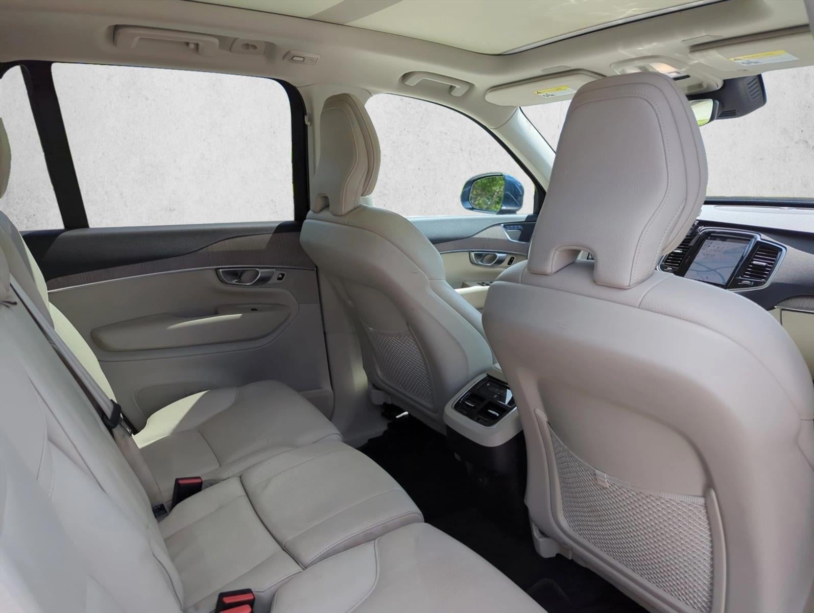 2024 Volvo XC90 B5 AWD Plus Bright Theme 7P