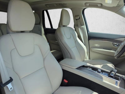 2024 Volvo XC90 B5 AWD Plus Bright Theme 7P
