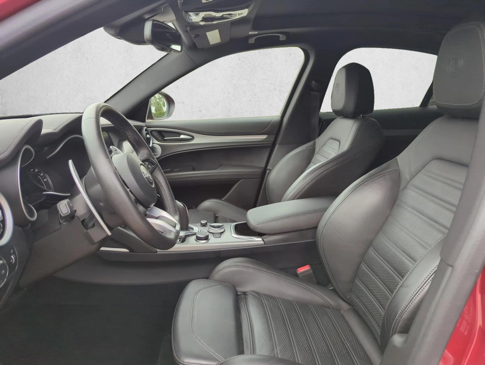 2023 Alfa Romeo Stelvio Veloce AWD