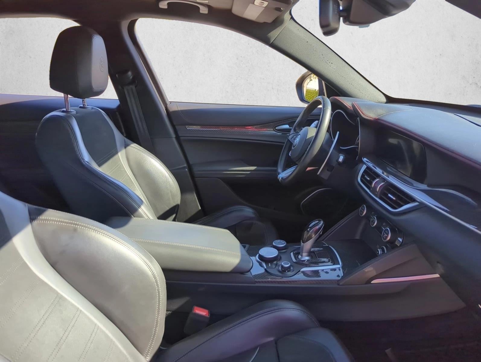 2019 Alfa Romeo Stelvio Quadrifoglio AWD