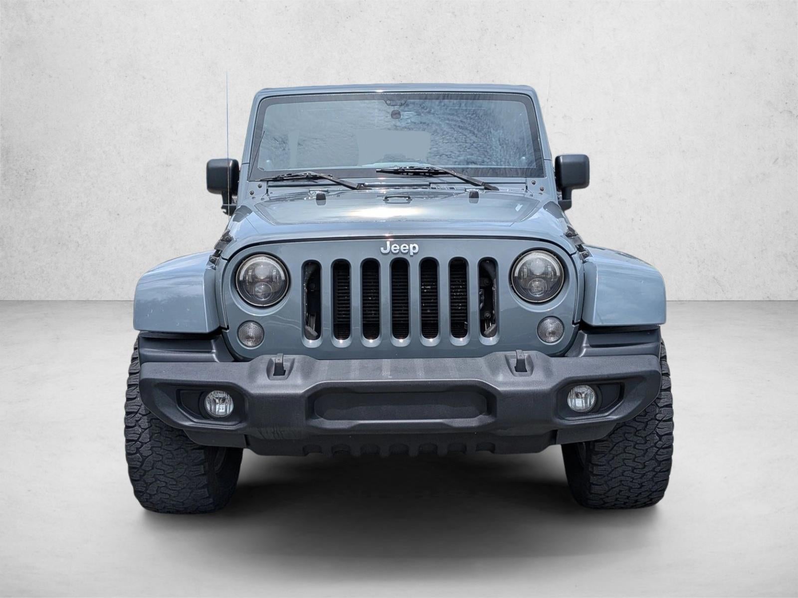 2014 Jeep Wrangler Unlimited 4WD 4dr Sahara