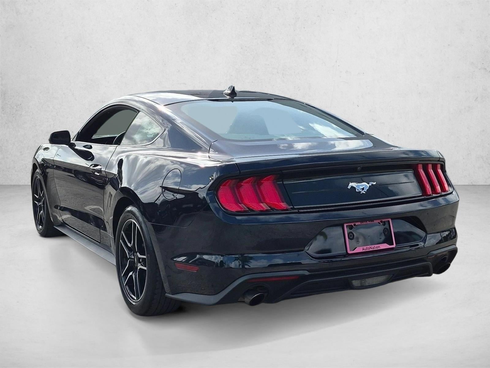 2021 Ford Mustang EcoBoost Fastback