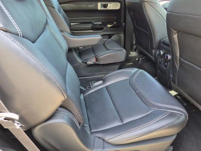 2023 Ford Explorer ST 4WD