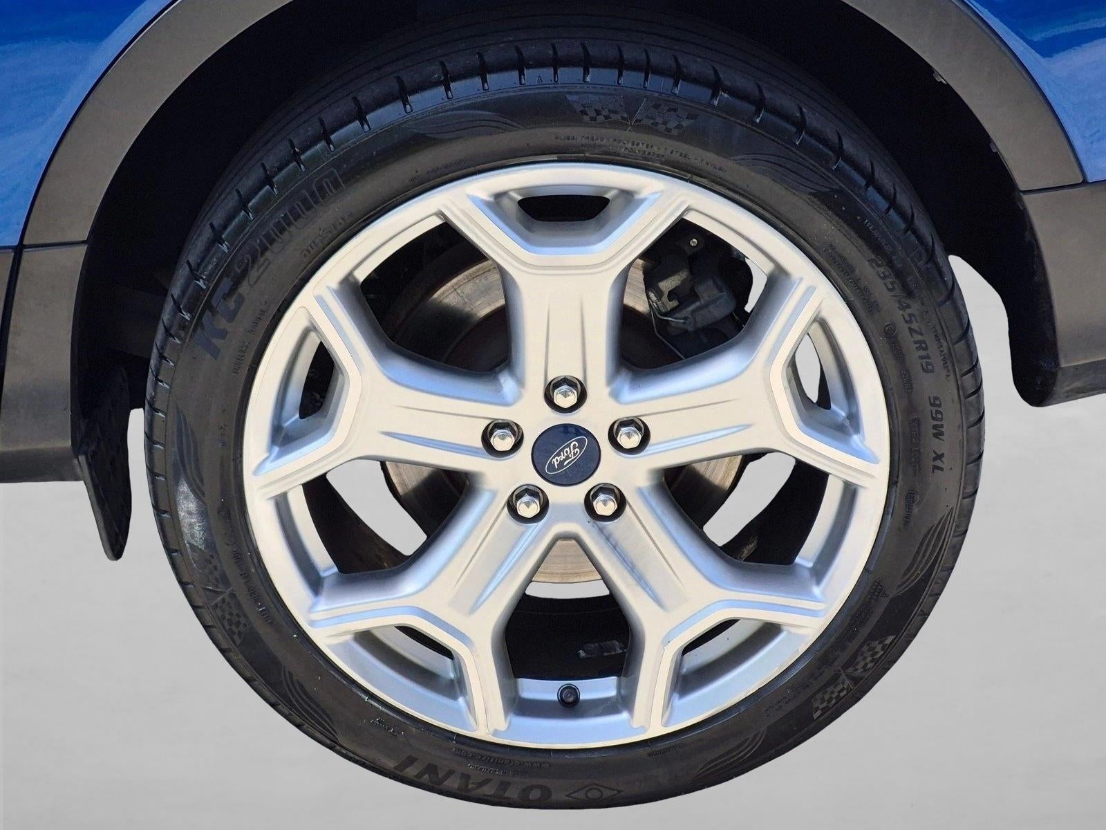 2019 Ford Escape Titanium 4WD