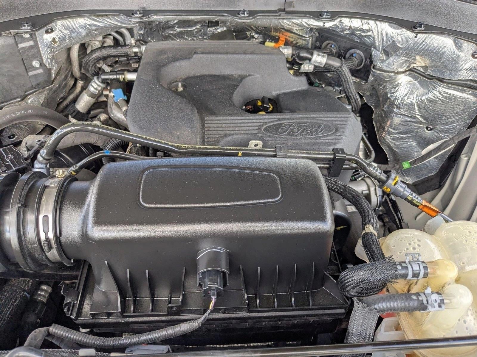 2020 Ford Explorer XLT RWD