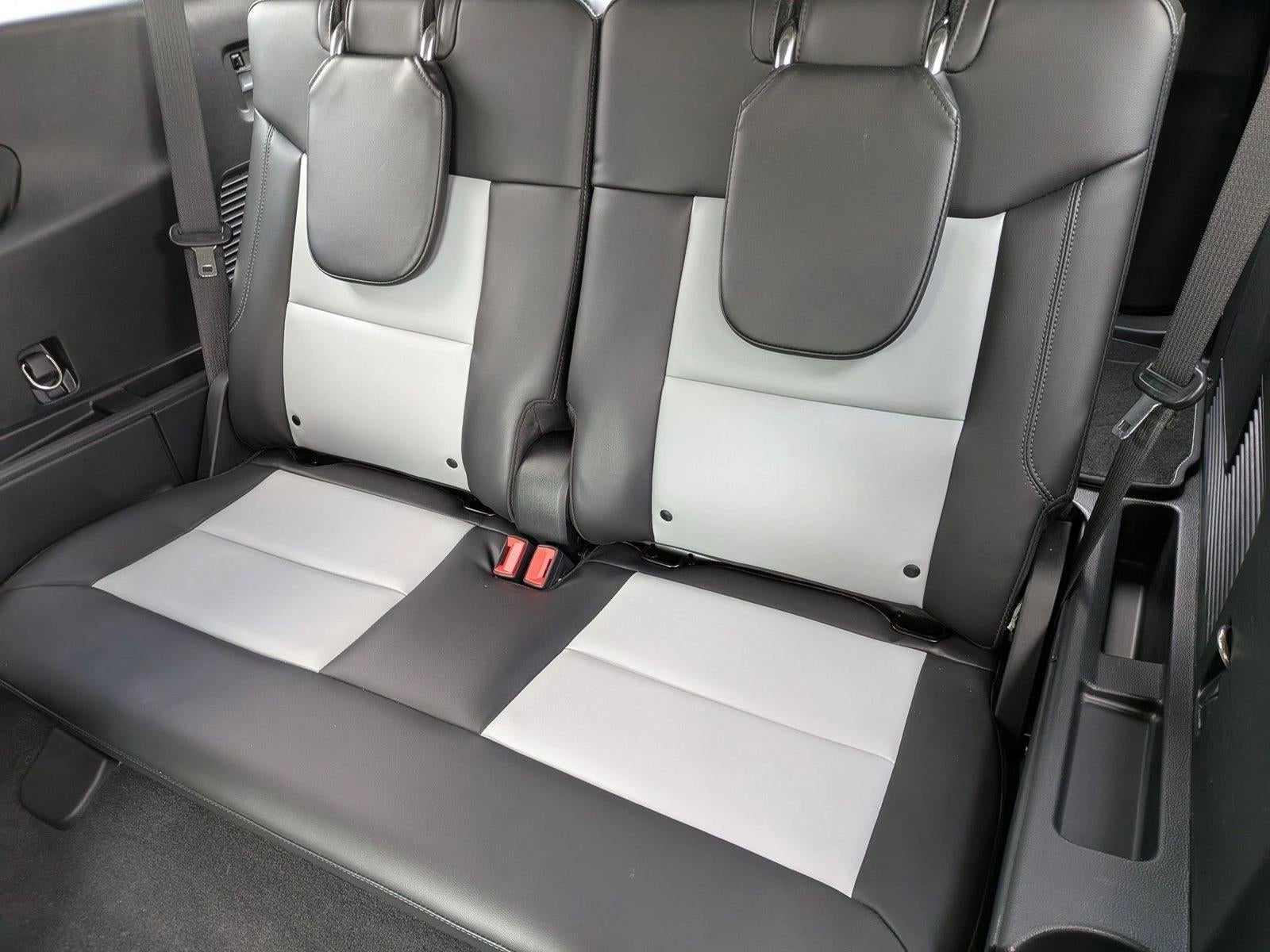 2023 Ford Explorer XLT RWD