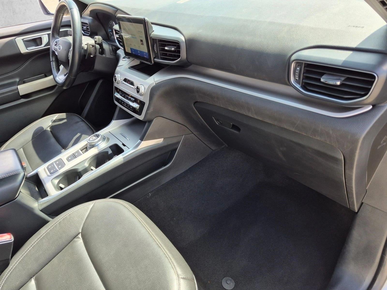 2020 Ford Explorer XLT RWD