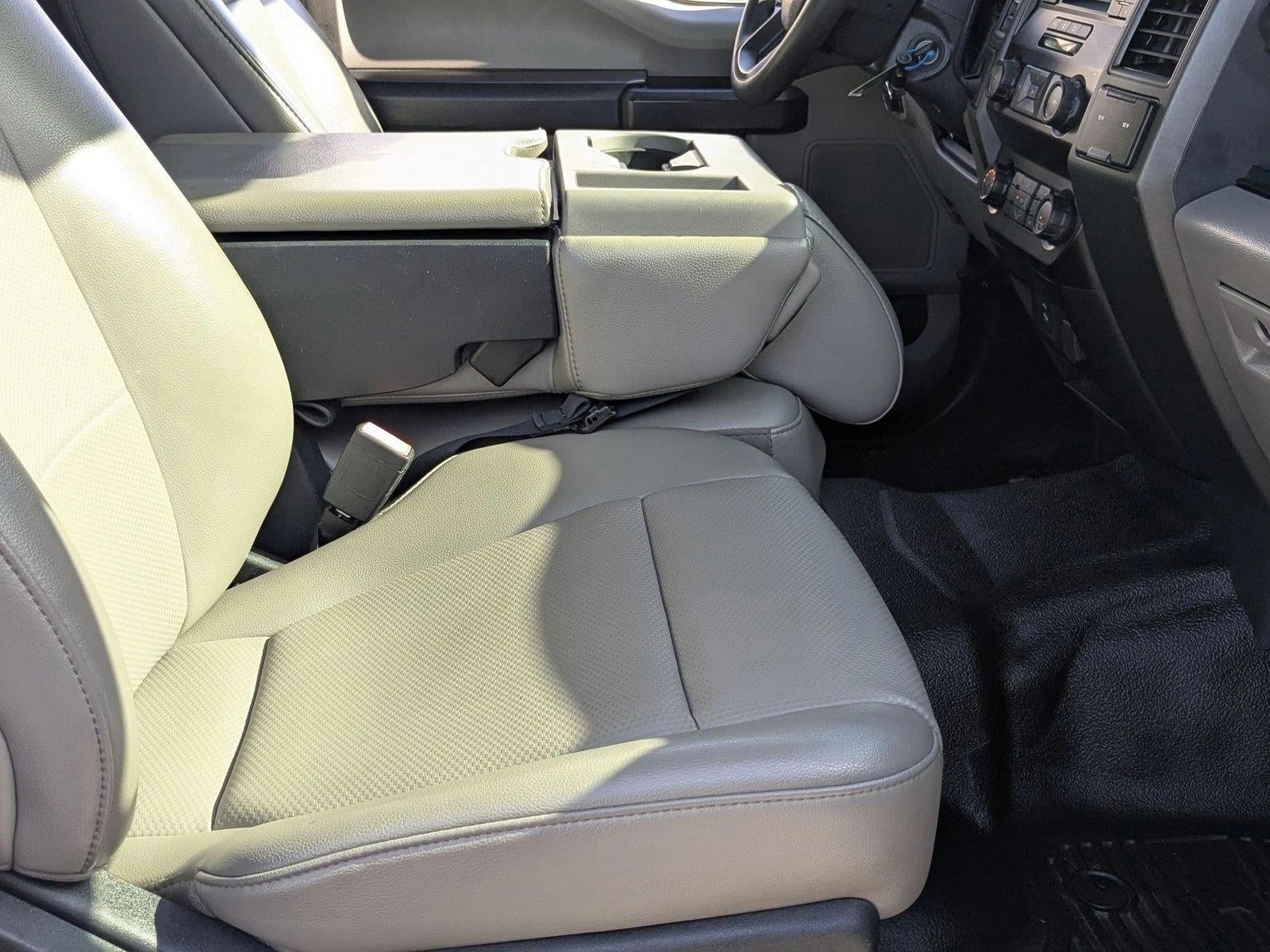 2022 Ford Super Duty F-250 SRW XL 2WD Crew Cab 6.75' Box