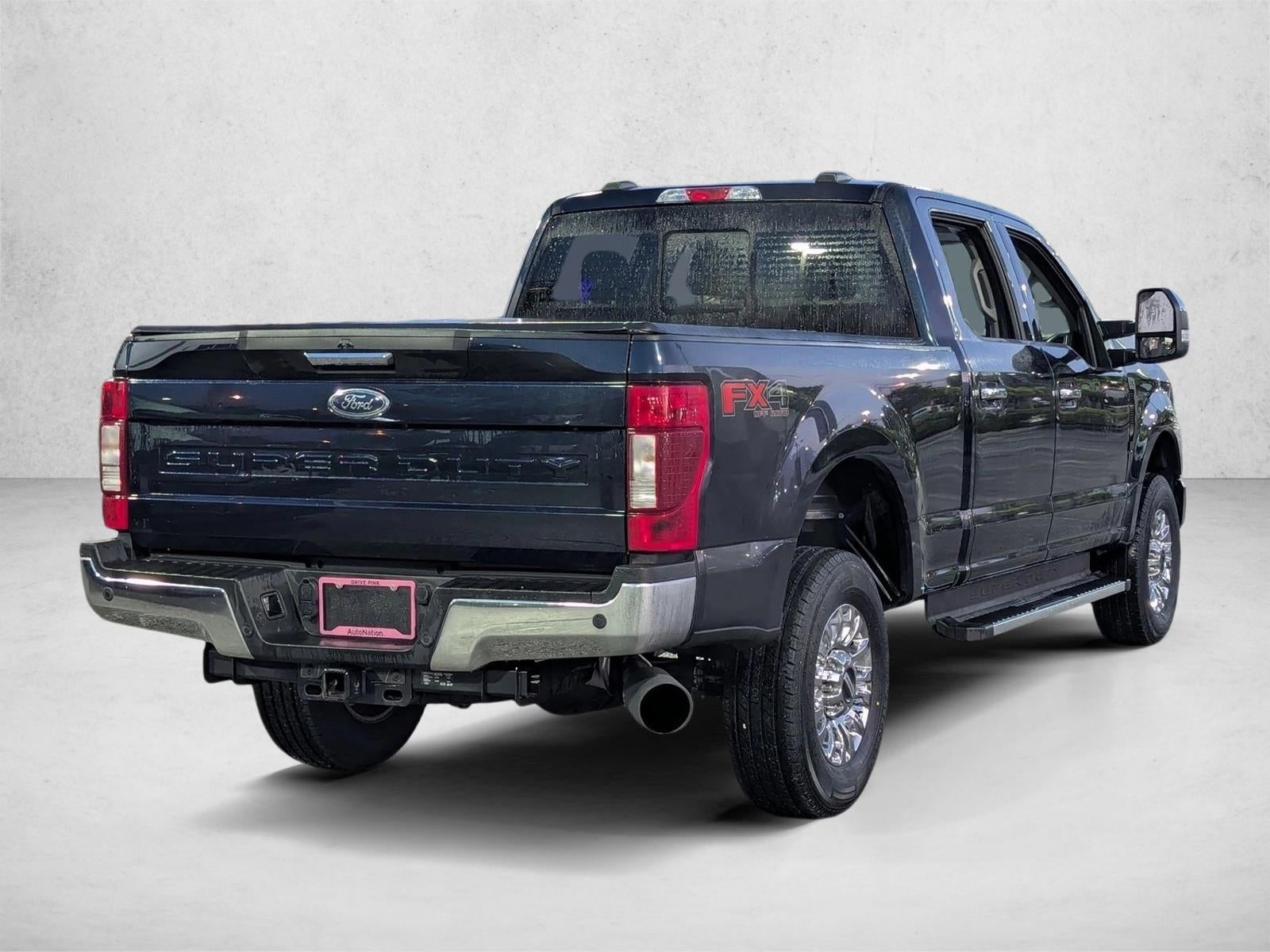 2022 Ford Super Duty F-250 SRW XLT 4WD Crew Cab 6.75' Box