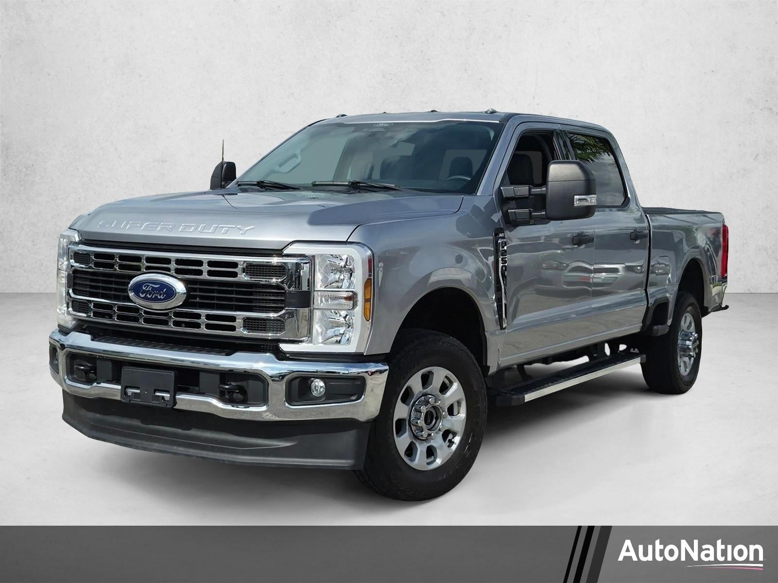 2024 Ford Super Duty F-250 SRW XLT 4WD Crew Cab 6.75' Box