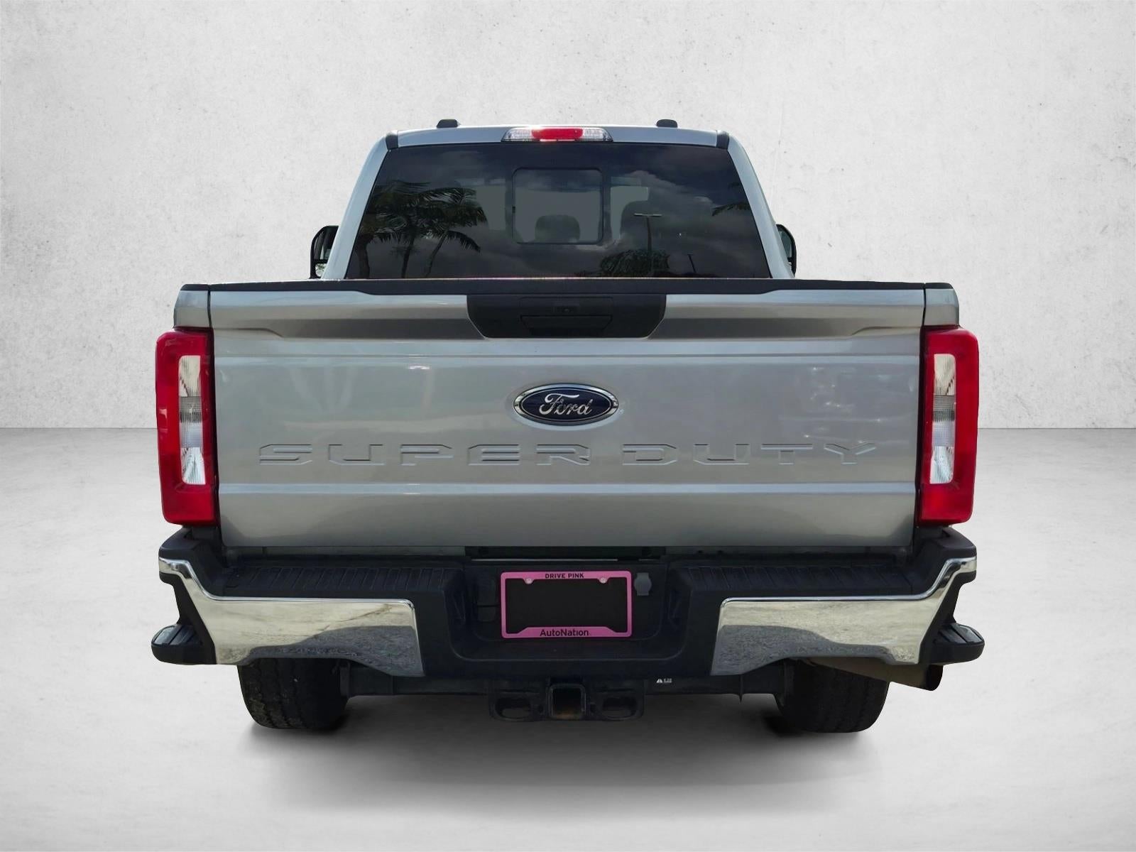 2024 Ford Super Duty F-250 SRW XLT 4WD Crew Cab 6.75' Box