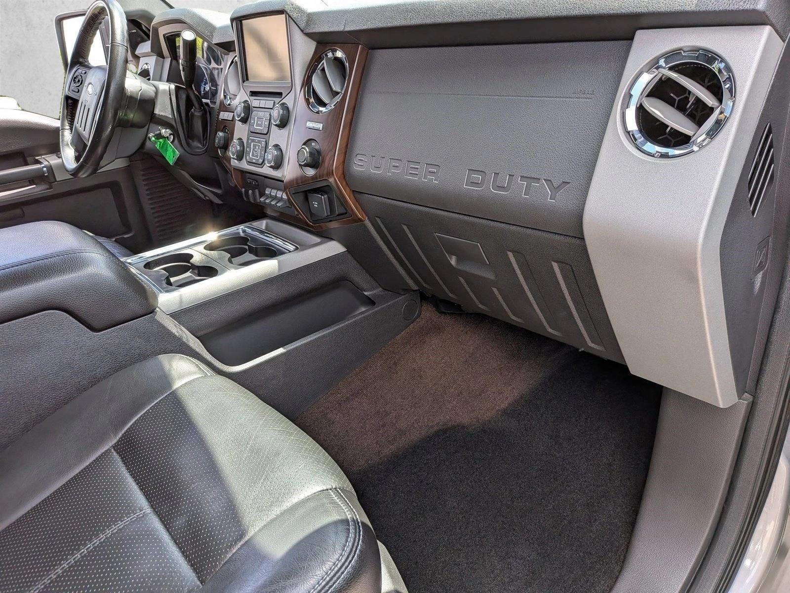2013 Ford Super Duty F-250 SRW 4WD Crew Cab 6-3/4 Ft Box Lariat