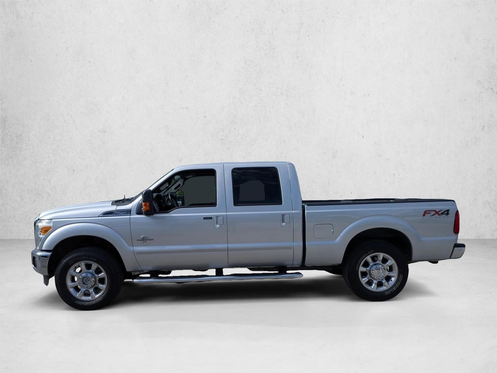 2013 Ford Super Duty F-250 SRW 4WD Crew Cab 6-3/4 Ft Box Lariat