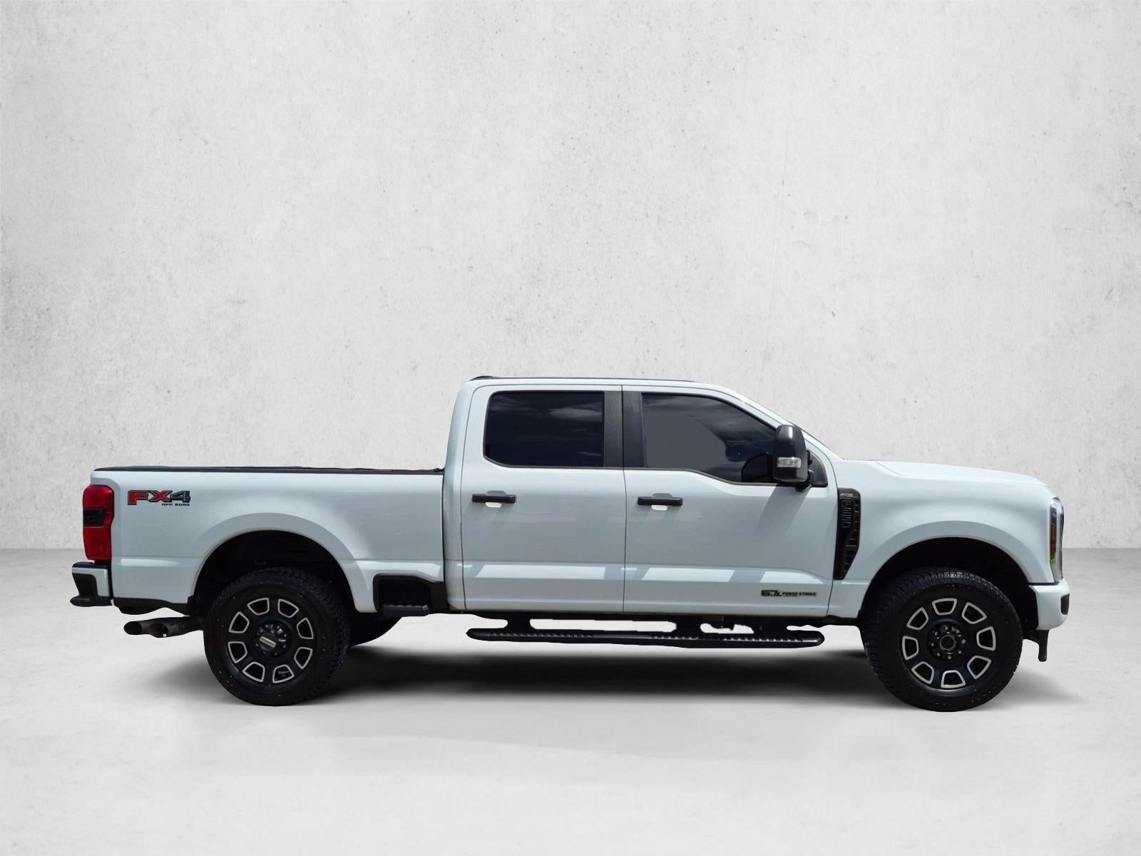 2024 Ford Super Duty F-250 SRW XL 4WD Crew Cab 6.75' Box