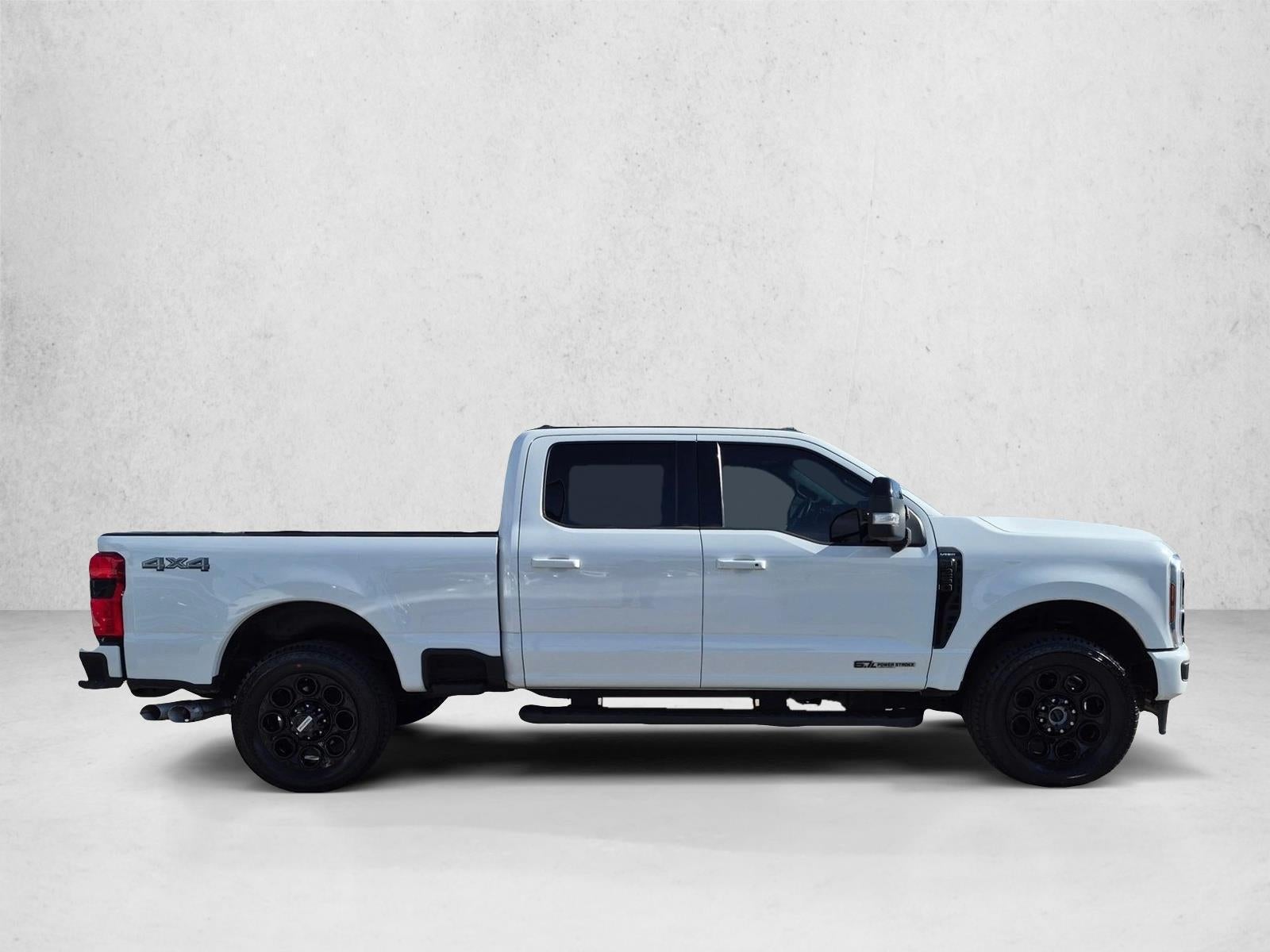 2024 Ford Super Duty F-250 SRW LARIAT 4WD Crew Cab 6.75' Box